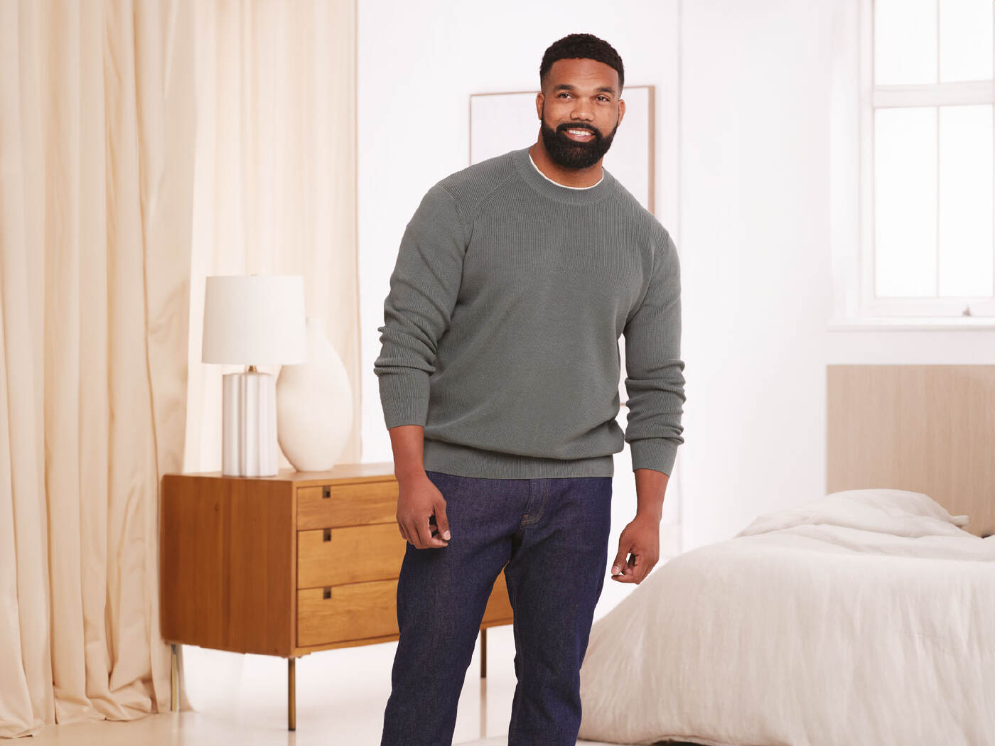 man_sweater1536x1196
